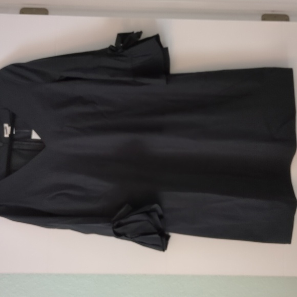 J Crew Black Flutter sleeves Shift V Neck Poplin dress Sz 10 LBD Minimalist - Picture 2 of 7